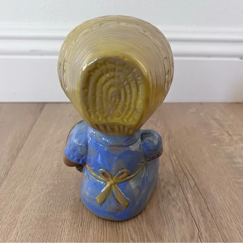 UCTCI Japan Paul Marshall Flower Girl Statuette Ceramic Figurine Vintage 1970's‎